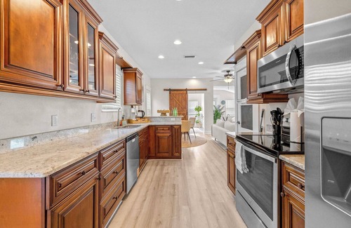 Port Tampa City House | Barefoot Bungalow – For 4