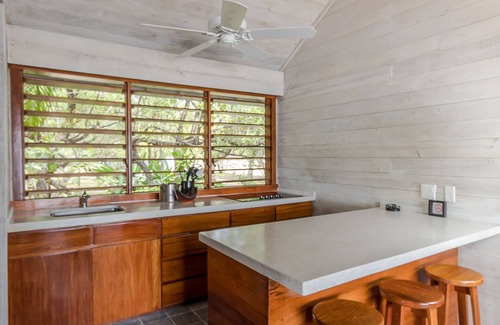 Brick Bay Resort | Barefoot Cay Resort