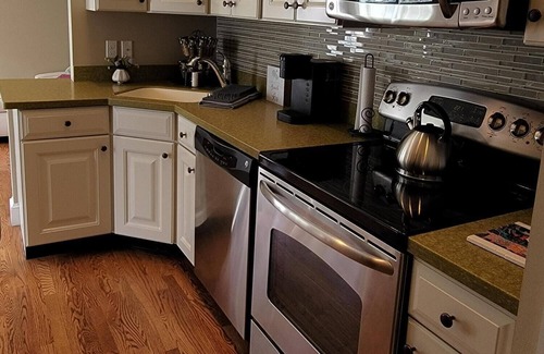 Seaglass Village Cottage | "Barefoot Escape" at Seaglass Village Cottages