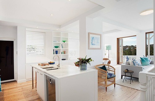 Bronte Apartment | Barefoot in Bronte IH