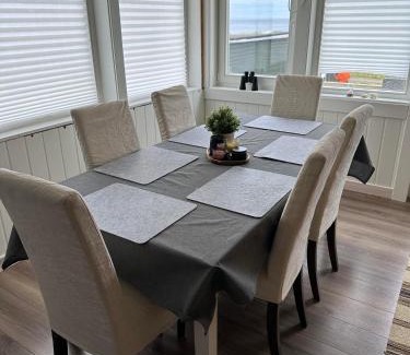 Kiberg Apartment | Barents sea window