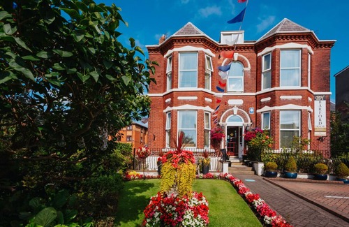 Southport Apartment | Barford House - 2nd Floor Self-Catering Accommodation Southport