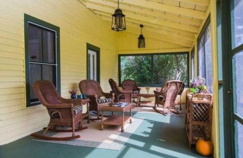 Keene Bed & Breakfast | Bark Eater Inn