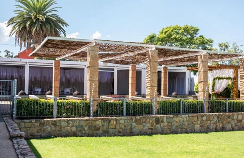 Uitenhage House | Barkly Street Guesthouse