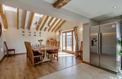 East Dereham House | Barley Barn