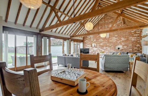 East Dereham House | Barley Barn