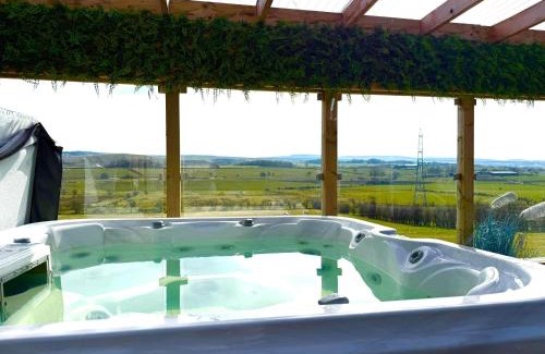 Cronberry House | Barlosh Barony Tpod Lodge Ayrshire, elec jacuzzi, BBQ, Firepit, Pizza Oven, indoor outdoor terrace with amazing views, spacious inside and out