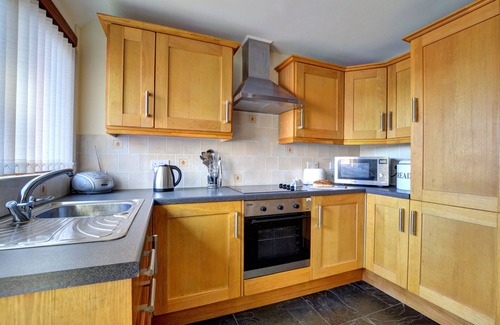 Kingswood House | Barn 1 - Two Bedroom House, Sleeps 3