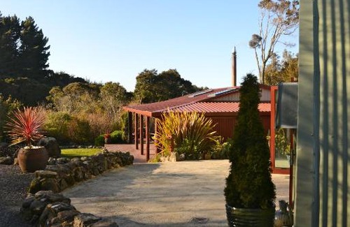 Waitati Bed & Breakfast | Barn Bed and Breakfast