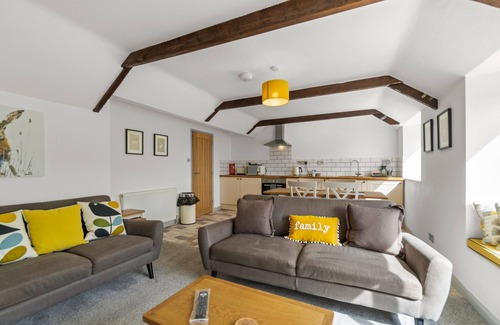 Helston Cottage | Barn Cottage @ Arrowan Common Farm