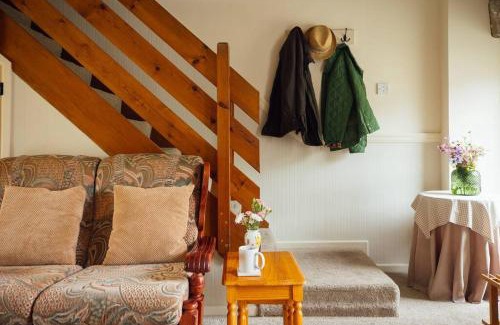 Haverfordwest House | Barn Cottage - Family-Friendly Cottage with Heated Indoor Pool