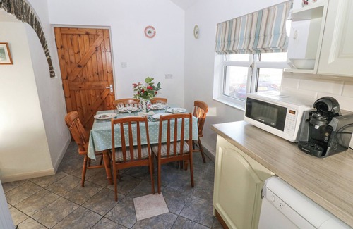 Haverfordwest Cottage | Barn Cottage