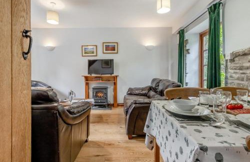 Felindre House | Barn End