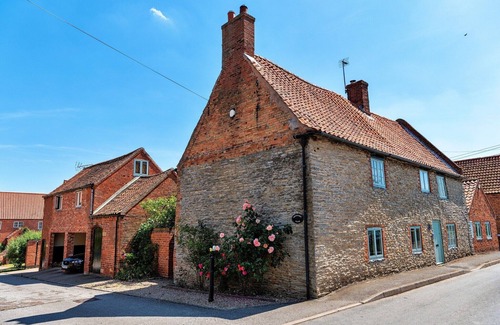South Scarle Apartment | Barn in Lincolnshire near Historic Newark