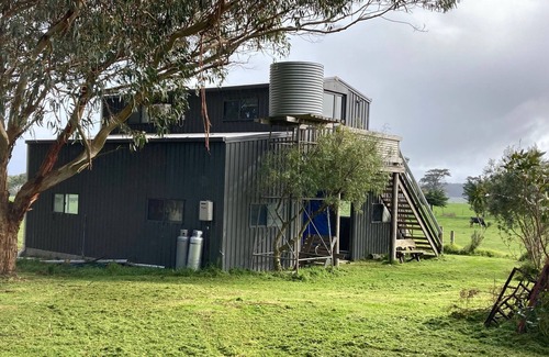 Port Campbell House | Barn Loft with sweeping ocean and farm views, near Port Campbell and 12 Apostles
