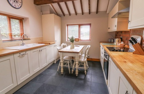 Bispham Green Cottage | Barn Owl Cottage At Crook Hall Farm