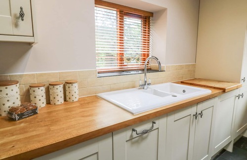 Bispham Green Cottage | Barn Owl Cottage At Crook Hall Farm