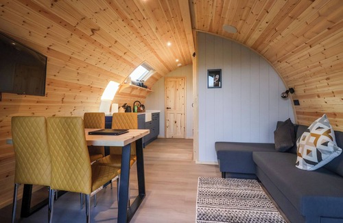 Yockenthwaite Cottage | BARN OWL, pet friendly, character holiday cottage in Ingleton