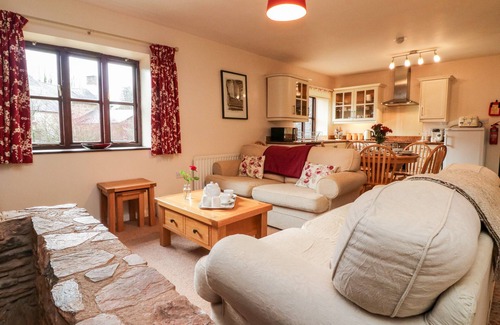 Brushford Cottage | BARN OWL, pet friendly, with a garden in Dulverton