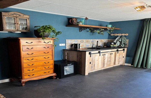 Noordgouwe House | Barn Stay with Soul in Noordgouwe