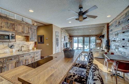 Deerwood Cabin | Barn Style House on Birch Lake
