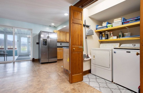 Byron Center House | Barn Swallow – Spacious, Private First Floor in a Historic Dairy Barn
