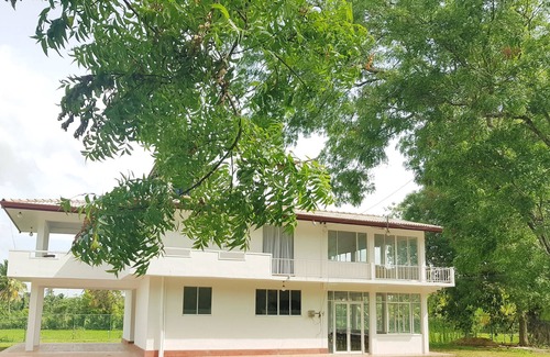 Anuradhapura House | Barn Villa by DARK