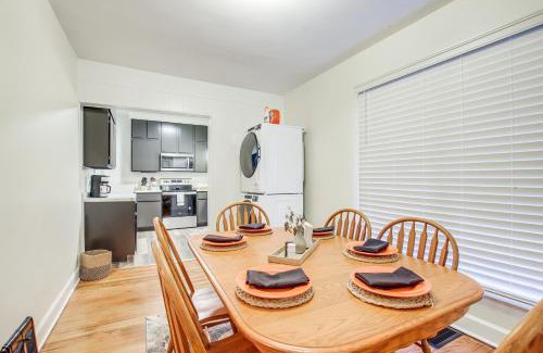 Mahaska County House | Barnes City House about 3 Mi to Hunting and Fishing!