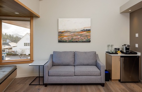 Eastsound Hotel | Barnes - Relaxing Window Seat for Morning Coffee