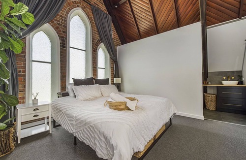 Gladstone Other | Barney Church House