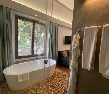 Fort Kochi House | Baron's Antiquarian Villa
