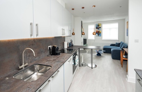 West Kensington Apartment | Barons Court 1 Bed