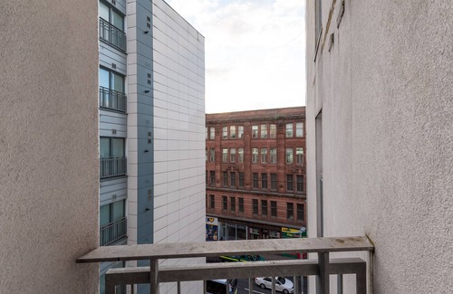 City Centre Glasgow Apartment | Barony Bell Apartment