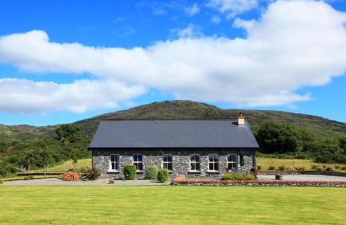 Kenmare Villa | Barr Cill Atha