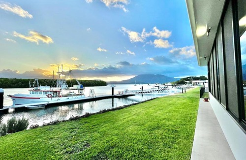 Lucinda House | Barra Waters 11