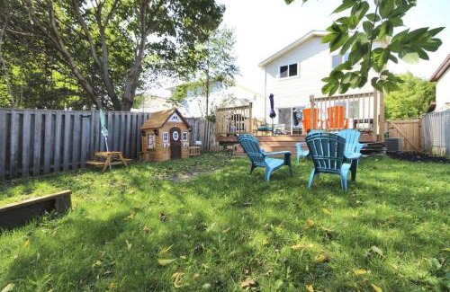 Barrie House | Barrie House near to all amenities
