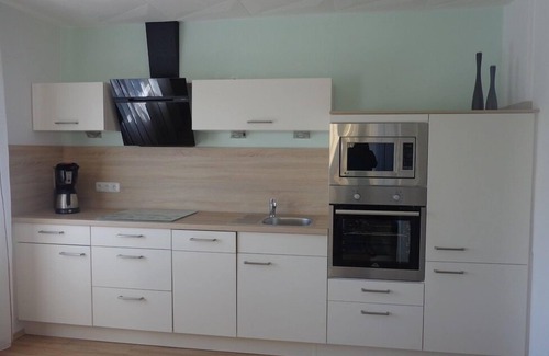 Sommerach Apartment | Barrierefreie Ferienwohnung "Dream" für zwei Personen mit moderner Küche
