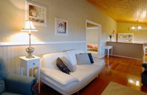 Gloucester Cottage | Barrington Hideaway, River Cottages