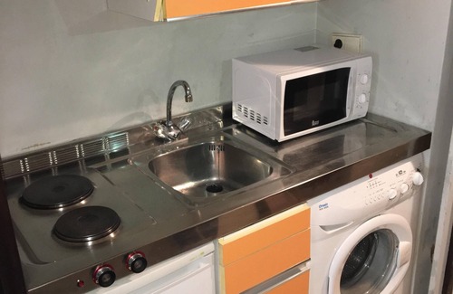 Castellana Apartment | Barrio de Salamanca 5 *