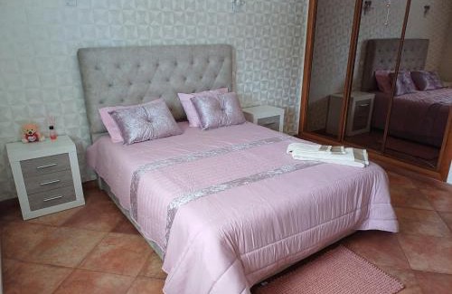 Samora Correia House | Barrio Latino