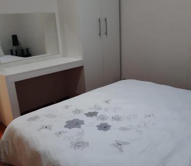 Newton Park Apartment | BARRY MICASA SELF CATERING ACCOMMODATION