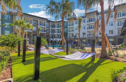 Southside Apartment | Barsala l Cozy 1BD in the Bartram Park area!