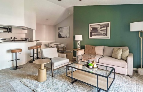 Sunbeam Apartment | Barsala l Cozy 2BD Apartments at Timberwalk, Jacksonville
