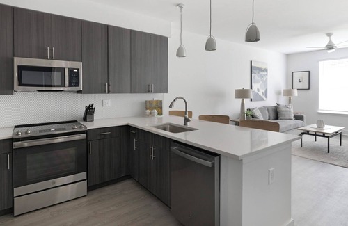 Crestwood South Apartment | Barsala l Modern 1BD Crestline Escape: Fitness & Dining