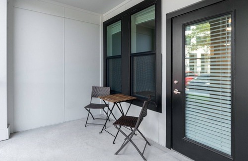 Port Tampa City Apartment | Barsala l Stunning 3BD with resort-style pool