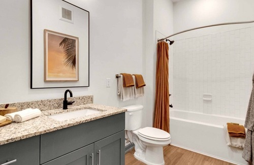 Southside Apartment | Barsala l Stunning 2BD, Pool & Fitness Center