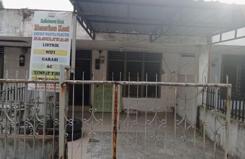 Medan House | Bartholomew room