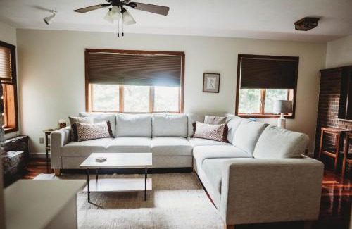 Acme House | Bartlett Bliss VASA Trail GLEF AC TART Trail