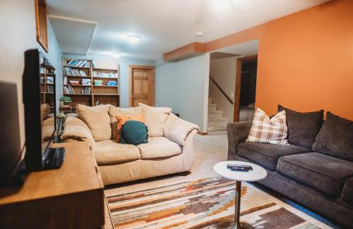 Acme House | Bartlett Bliss VASA Trail GLEF AC TART Trail