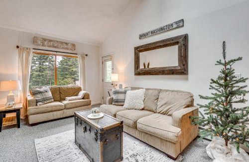 Bartlett Apartment | Bartlett Condo 1 Mi to Attitash Mountain Resort!